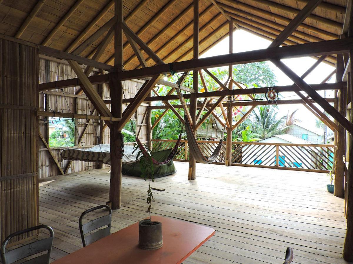 Hostal Camping Sin Fronteras Mompiche Exterior foto