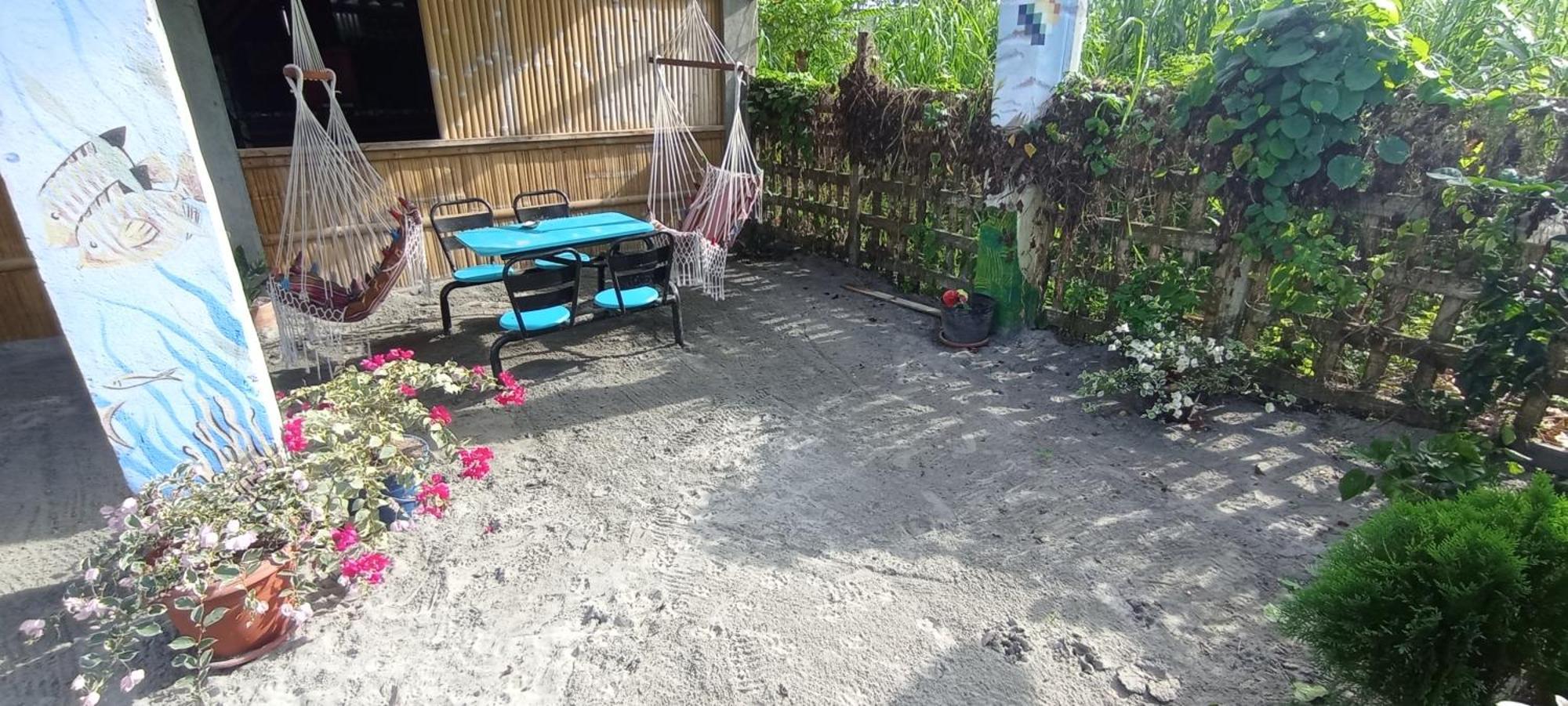 Hostal Camping Sin Fronteras Mompiche Exterior foto